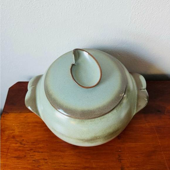 Frankoma 4w Prairie Green Casserole Bean Crock Pot With Lid - Picture 3 of 12